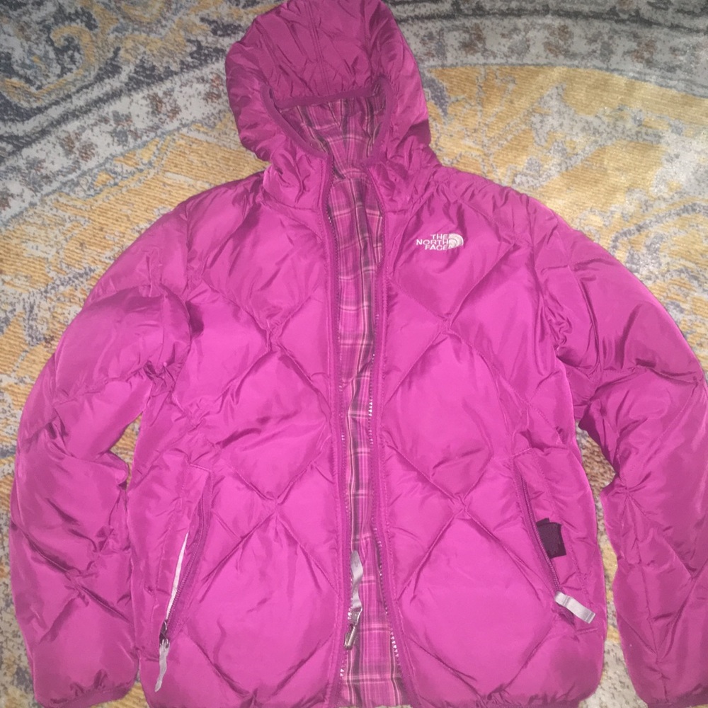 EUC girls size Med 10-12 North face puffer coat